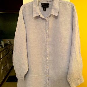 Tahari pale blue linen tunic. Excellent condition